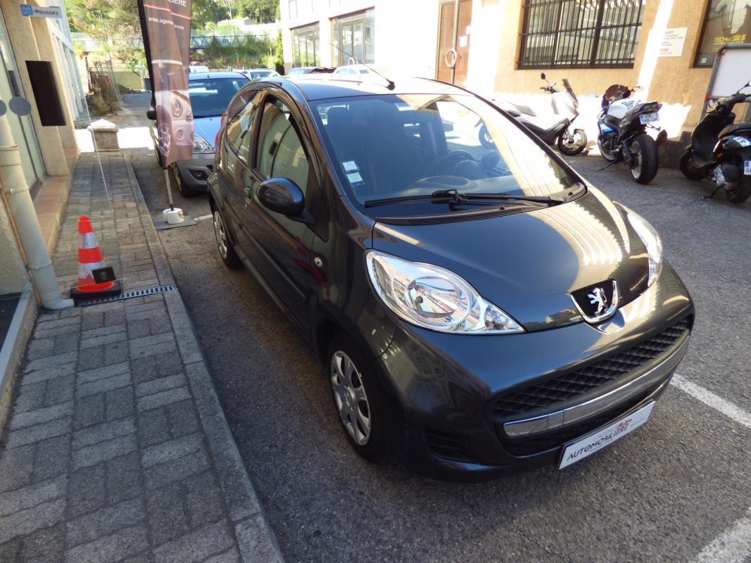 Peugeot 107 — 4