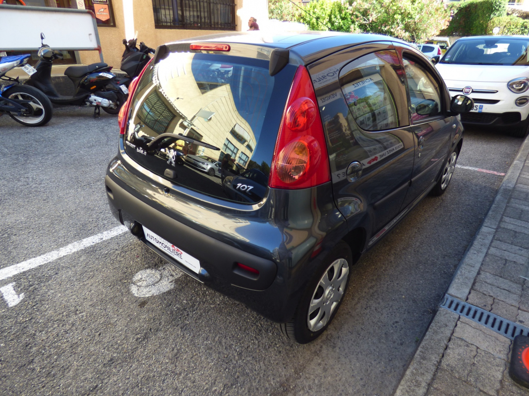 Peugeot 107 — 5