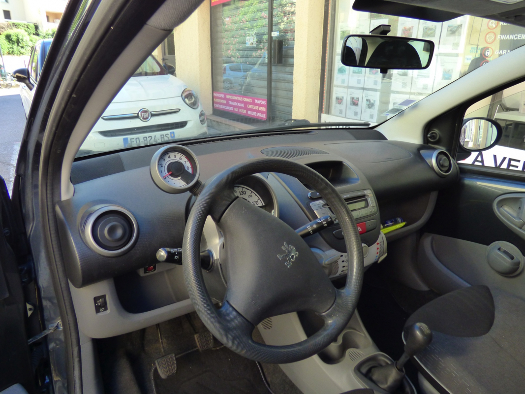 Peugeot 107 — 13
