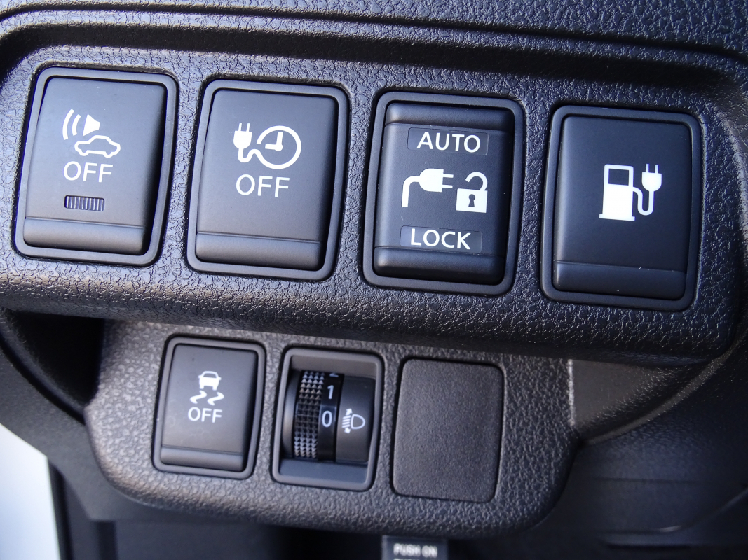 Nissan Leaf — 27