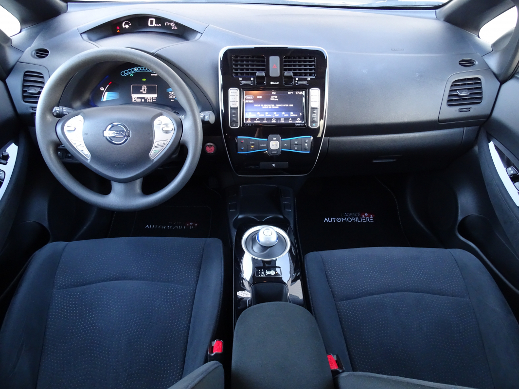 Nissan Leaf — 15