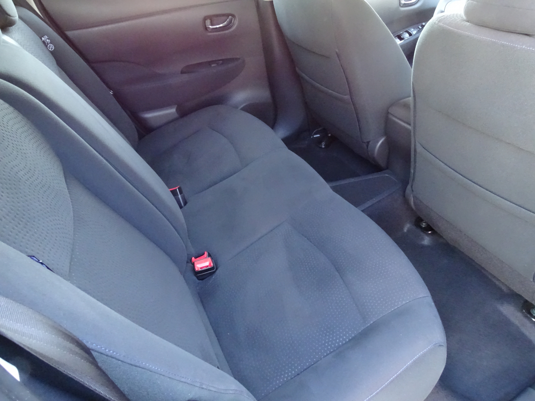 Nissan Leaf — 13