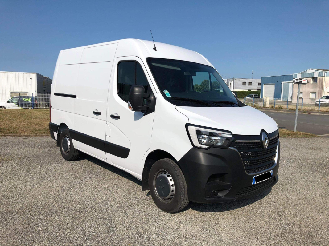 Renault Master — 3