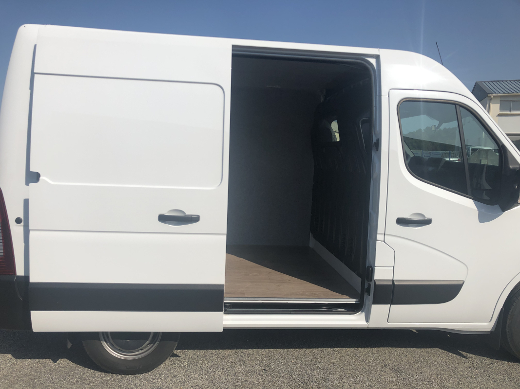 Renault Master — 16