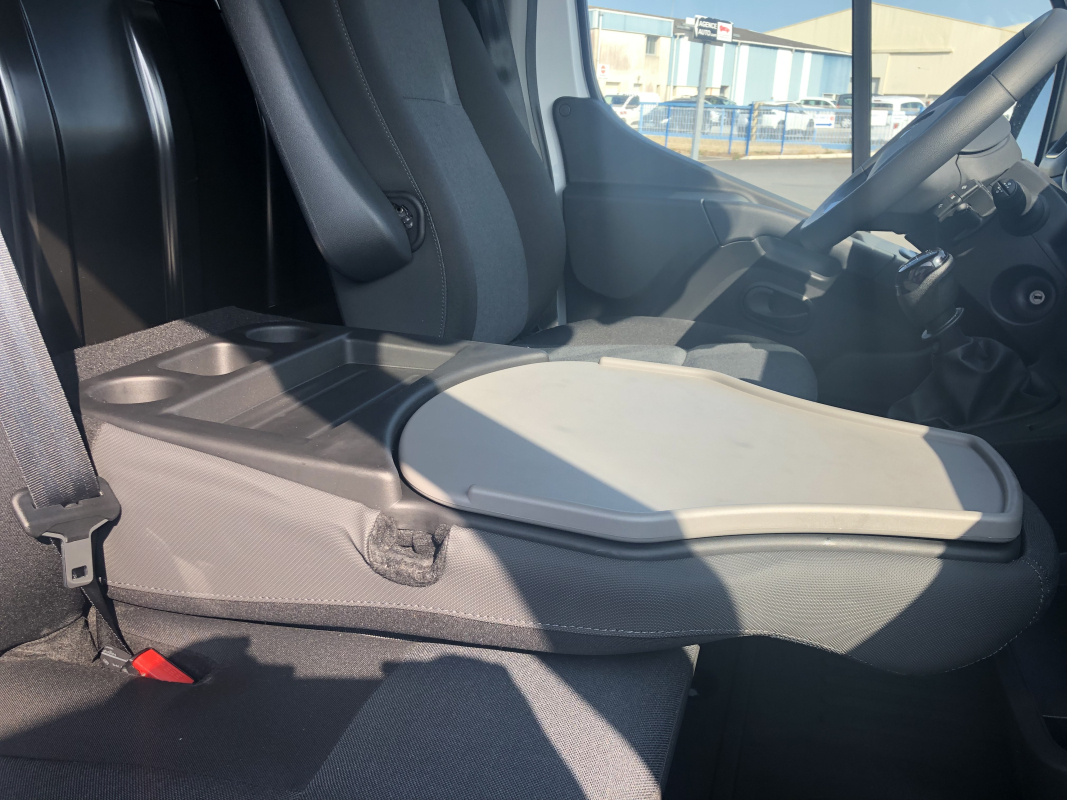 Renault Master — 20