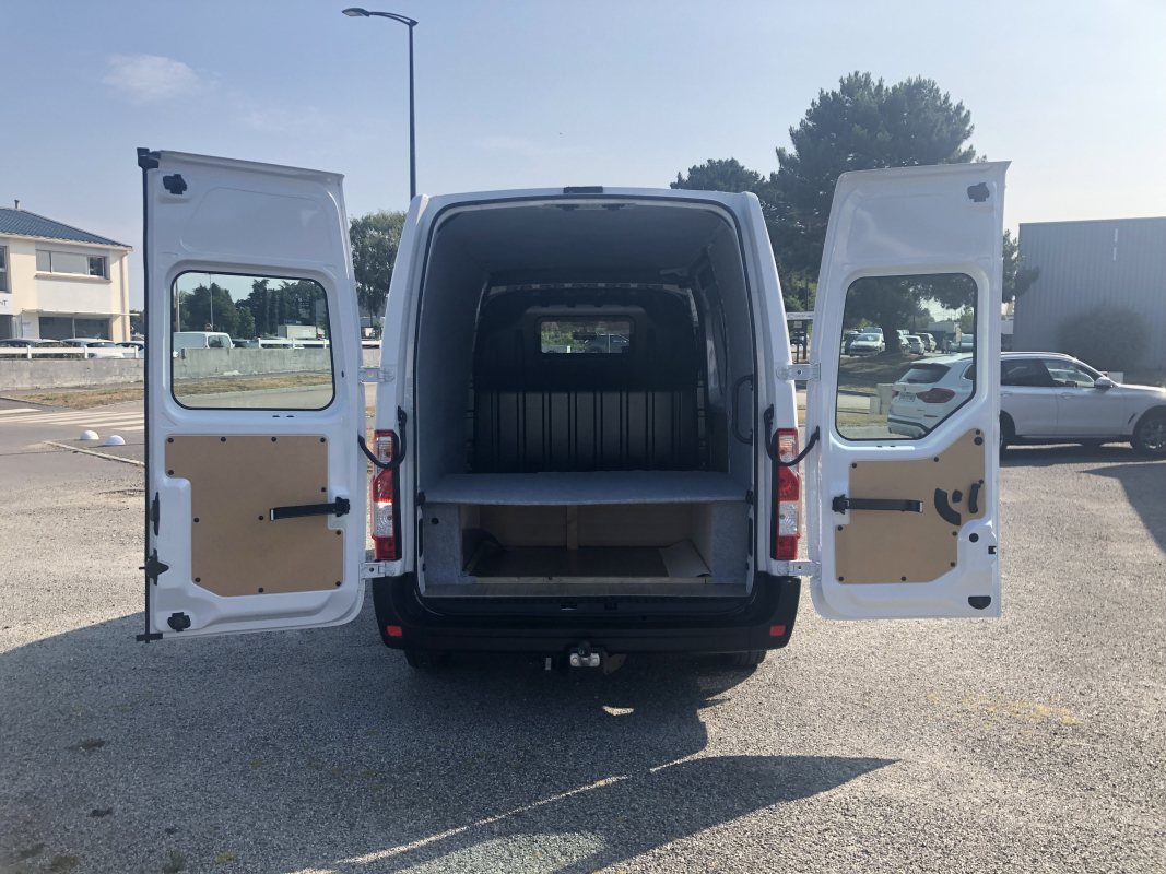 Renault Master — 14