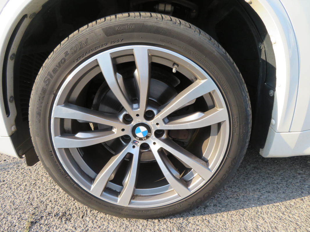 Bmw X5 — 32