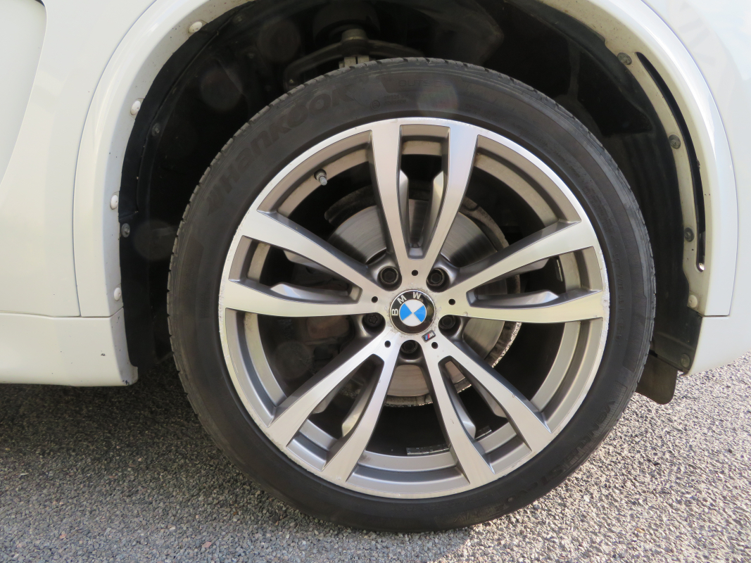 Bmw X5 — 33