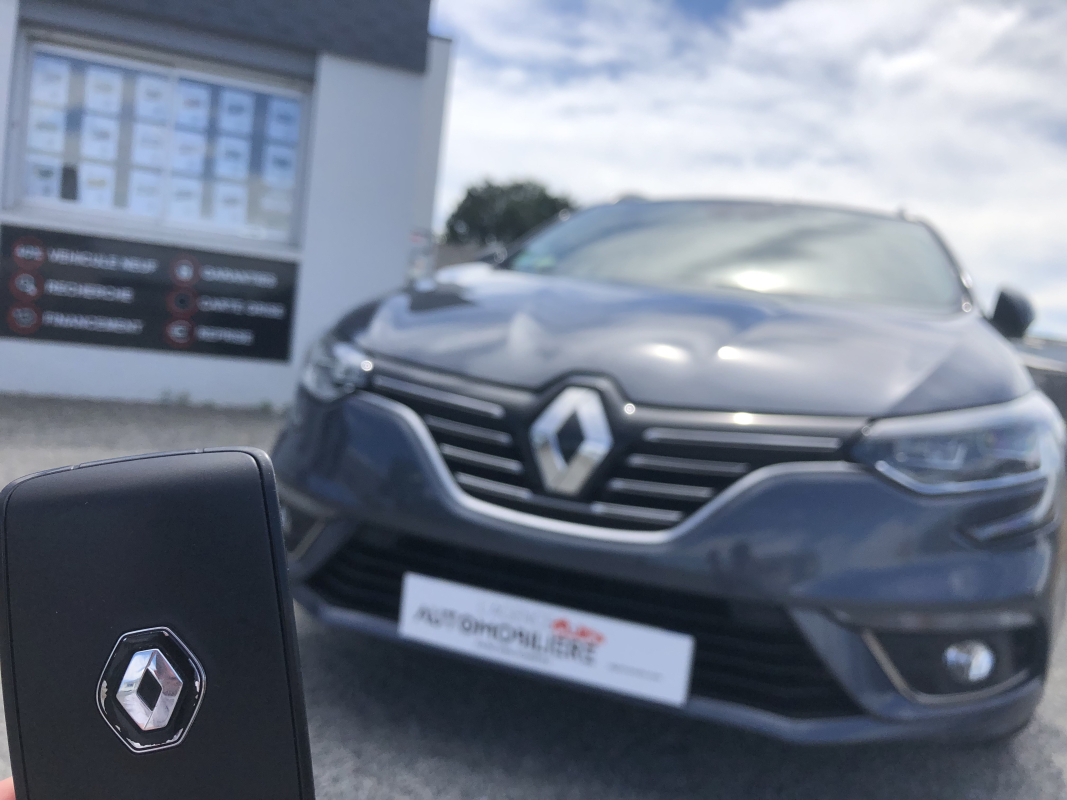 Renault Megane — 23