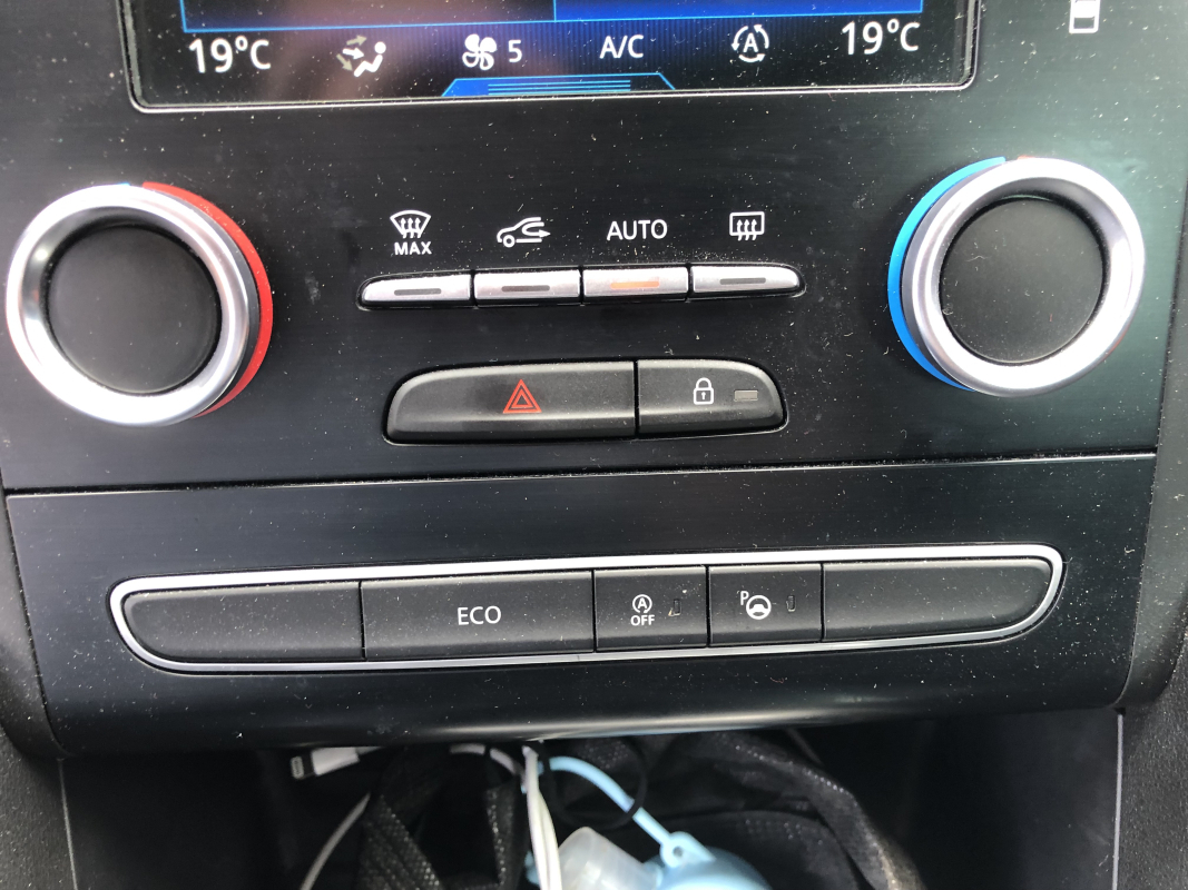 Renault Megane — 28