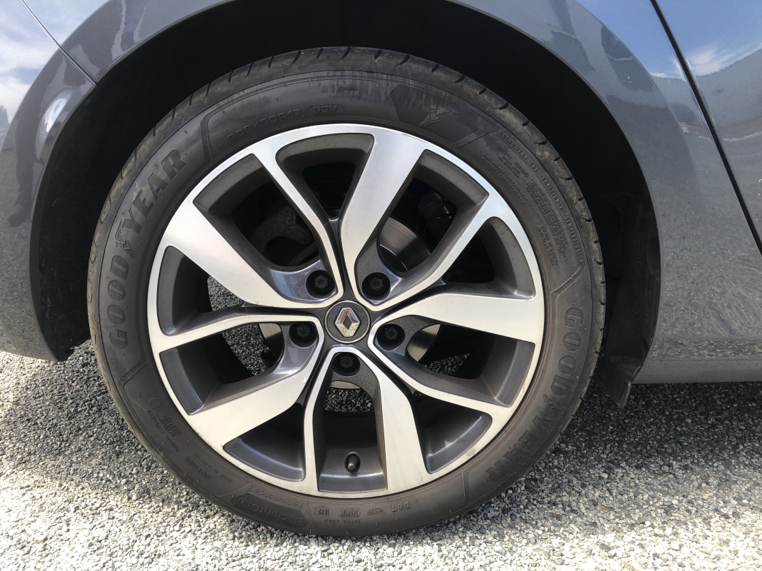 Renault Megane — 21