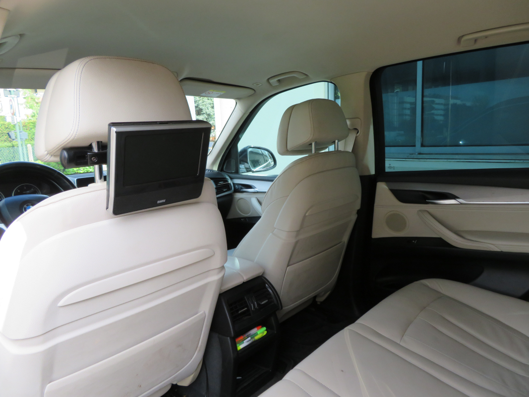 Bmw X5 — 13