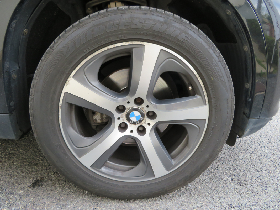 Bmw X5 — 25