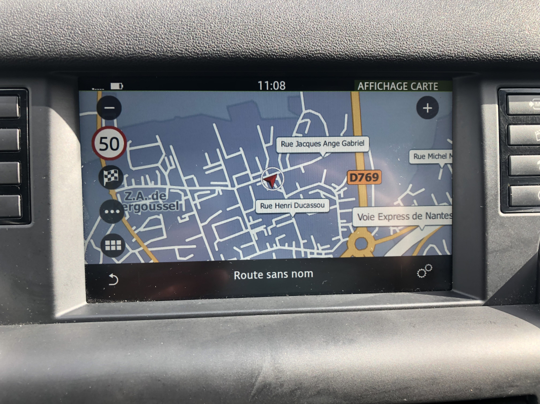 Land Rover Discovery — 24