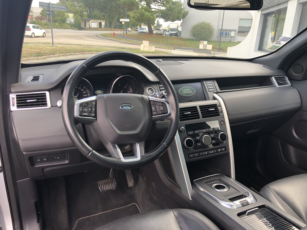 Land Rover Discovery — 9