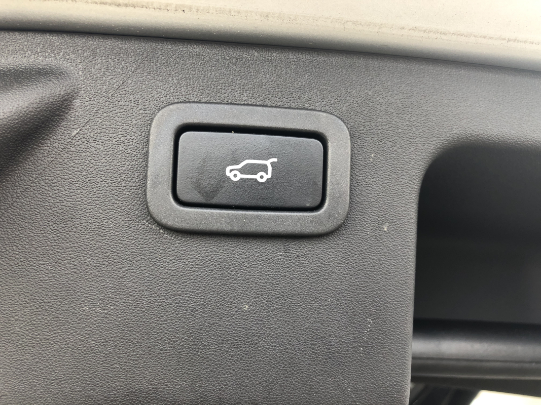Land Rover Discovery — 36