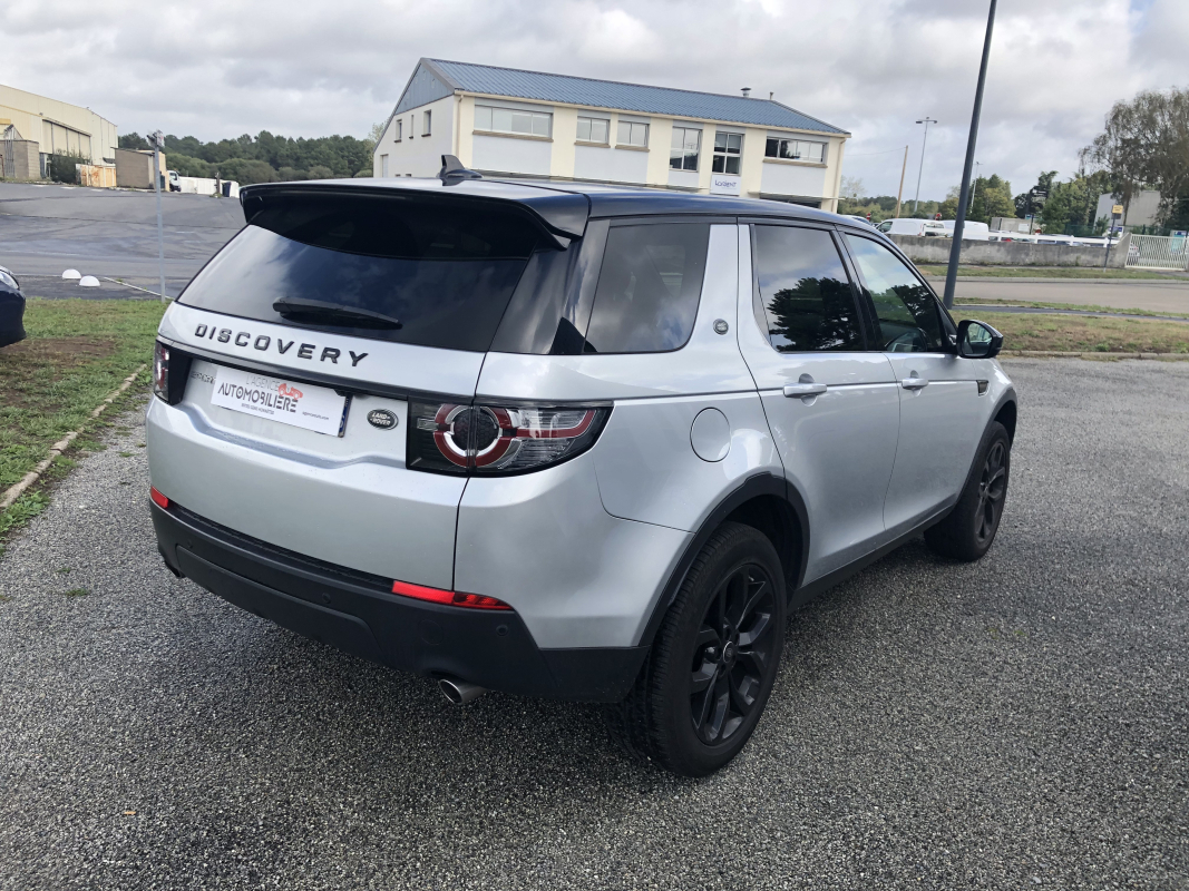 Land Rover Discovery — 5