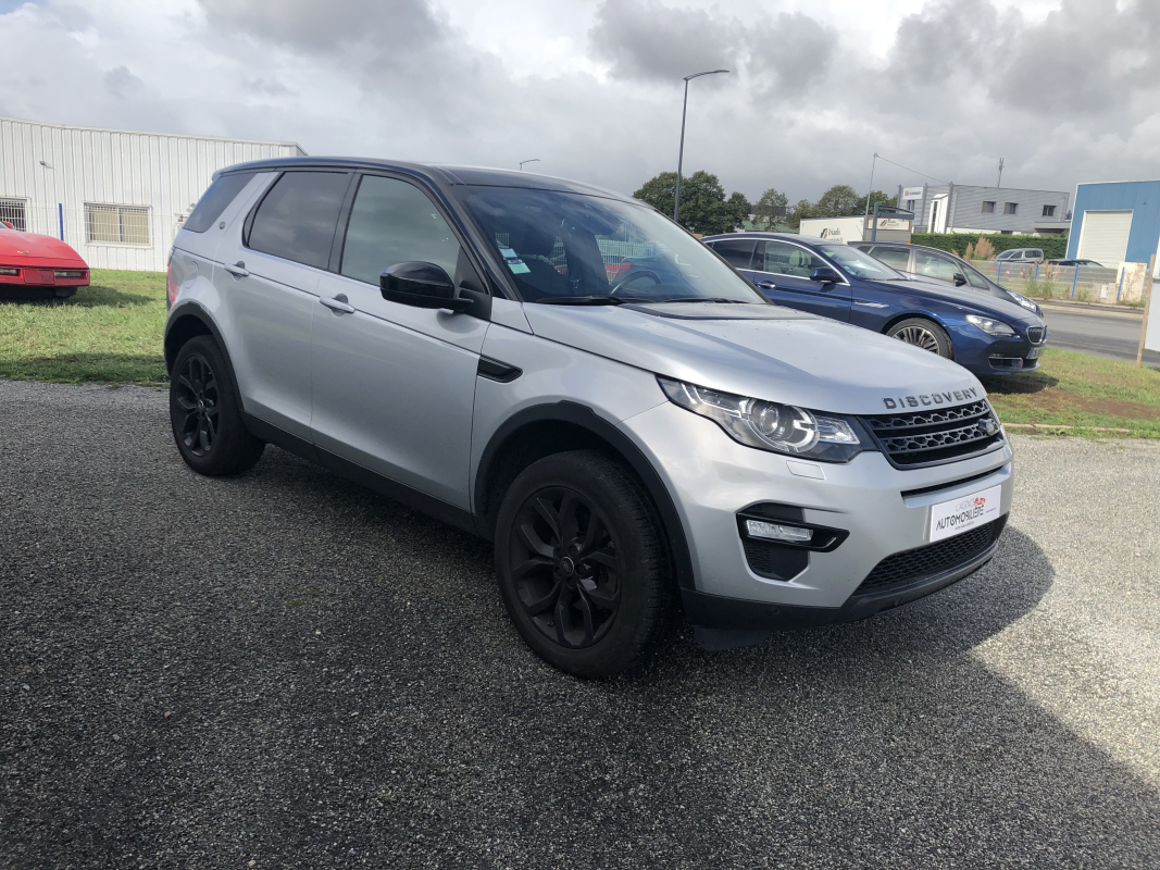 Land Rover Discovery — 3