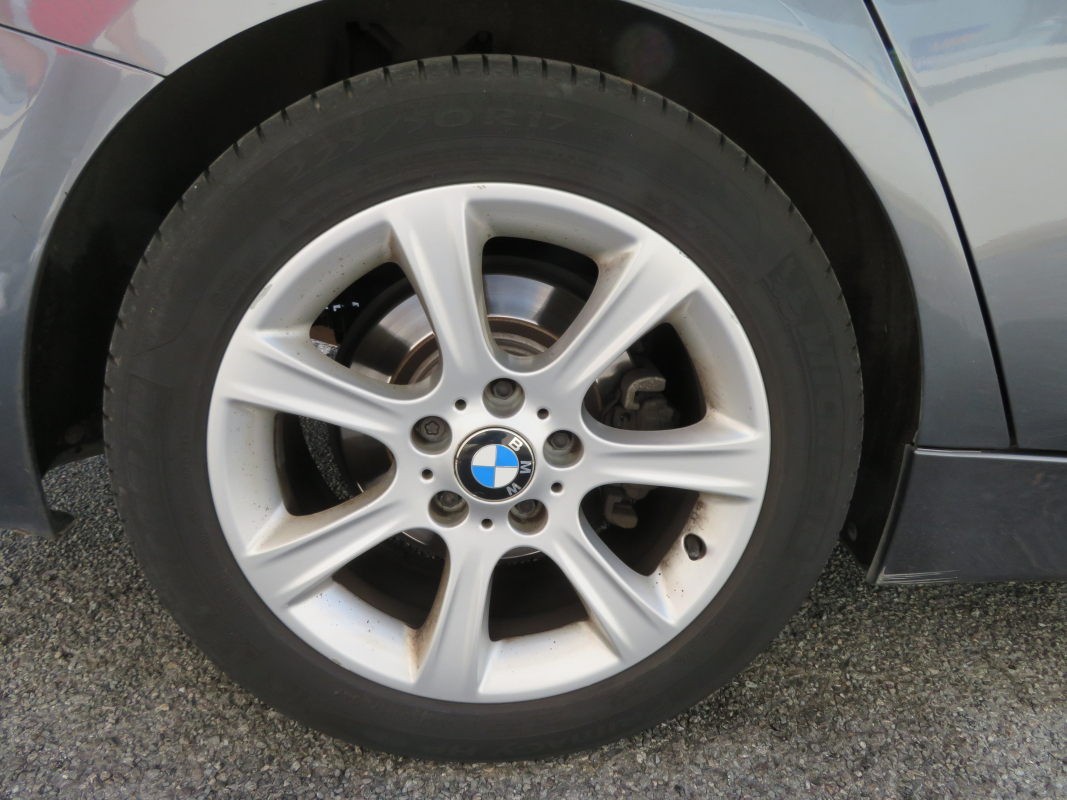 Bmw Série 3 — 26