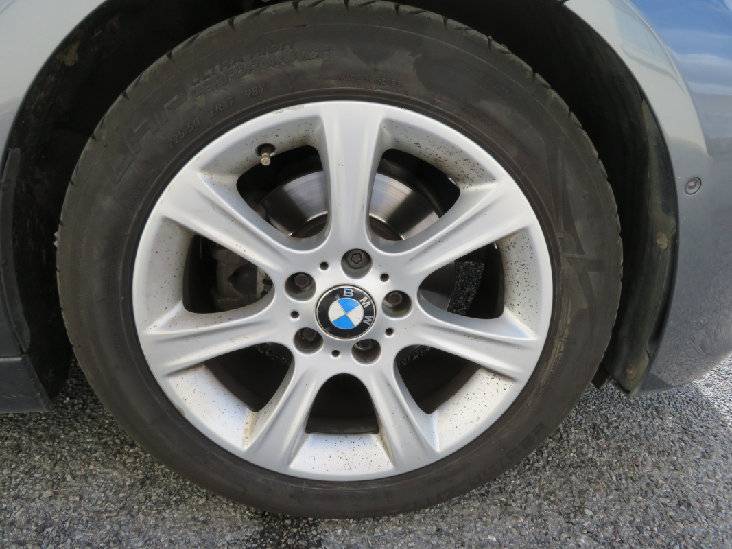 Bmw Série 3 — 24