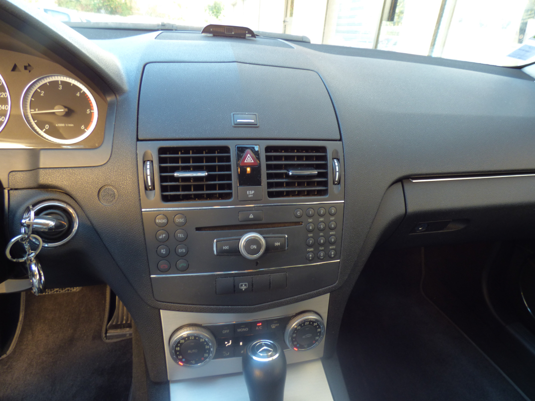 Mercedes Classe C — 18