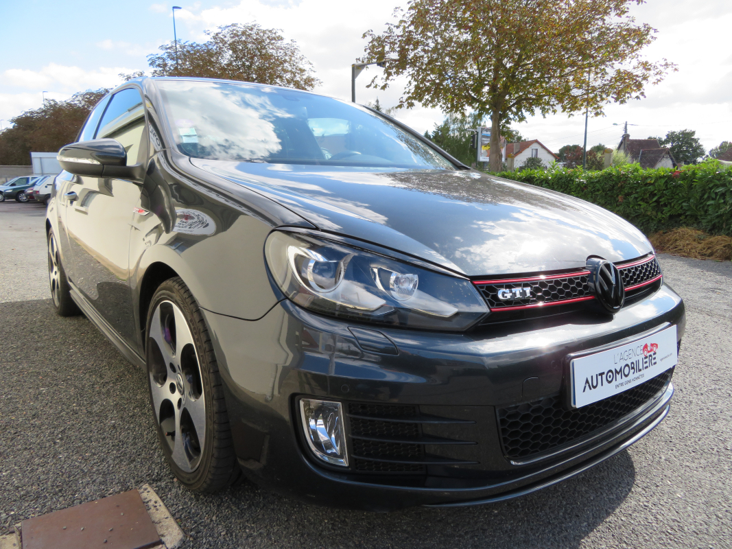 Volkswagen Golf — 7