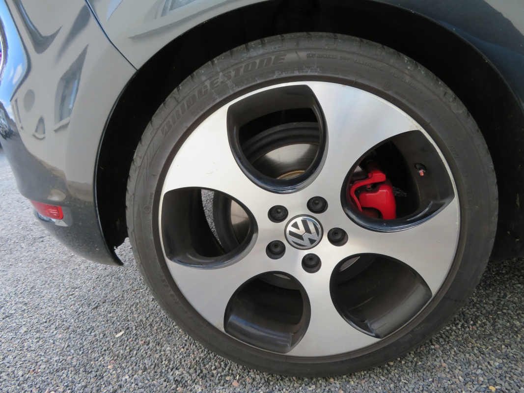 Volkswagen Golf — 20