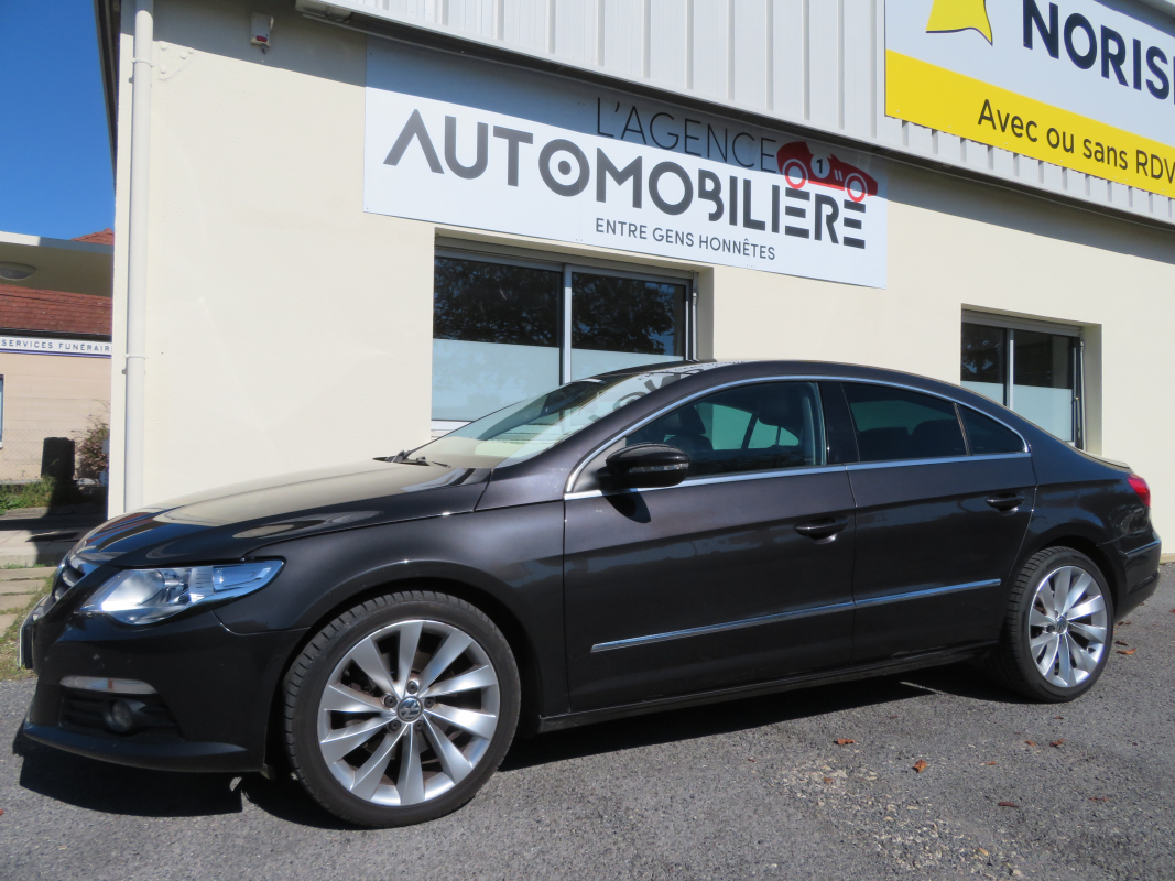 Volkswagen Passat CC — 2