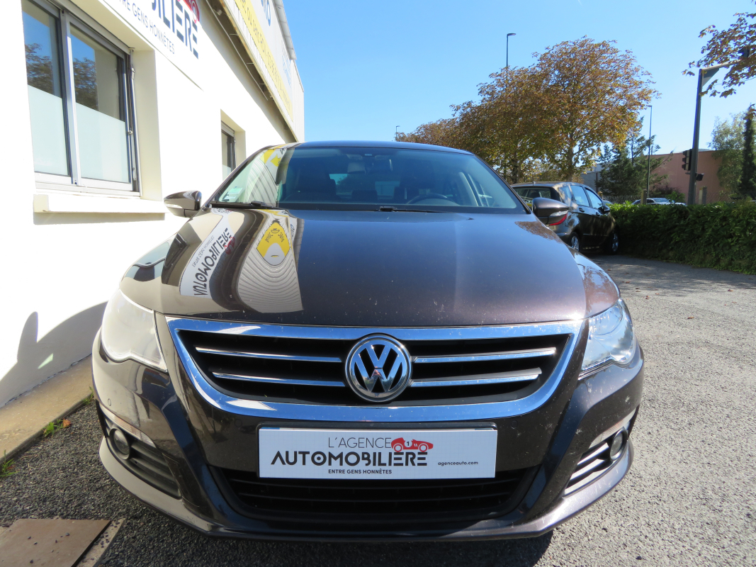 Volkswagen Passat CC — 8