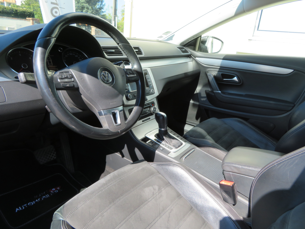 Volkswagen Passat CC — 10