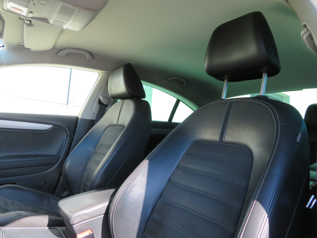 Volkswagen Passat CC — 13
