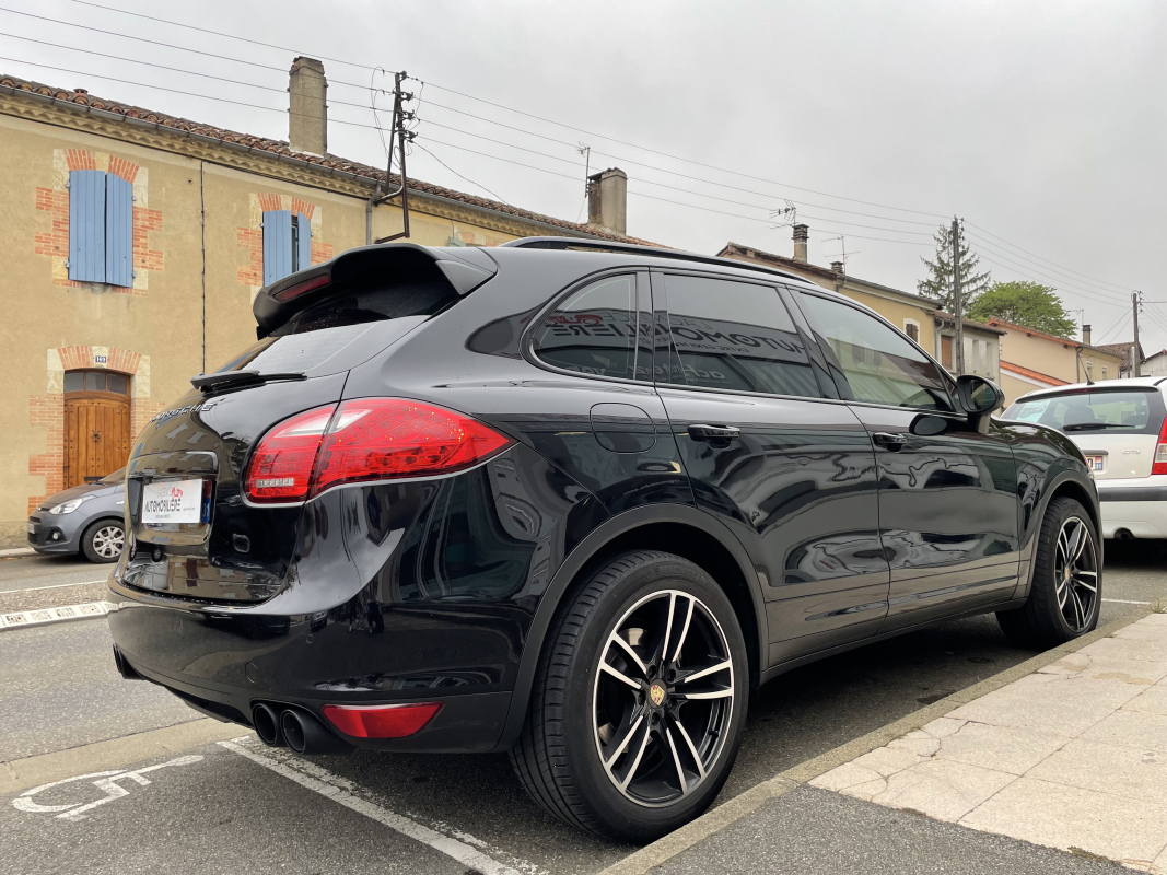 Porsche Cayenne — 5
