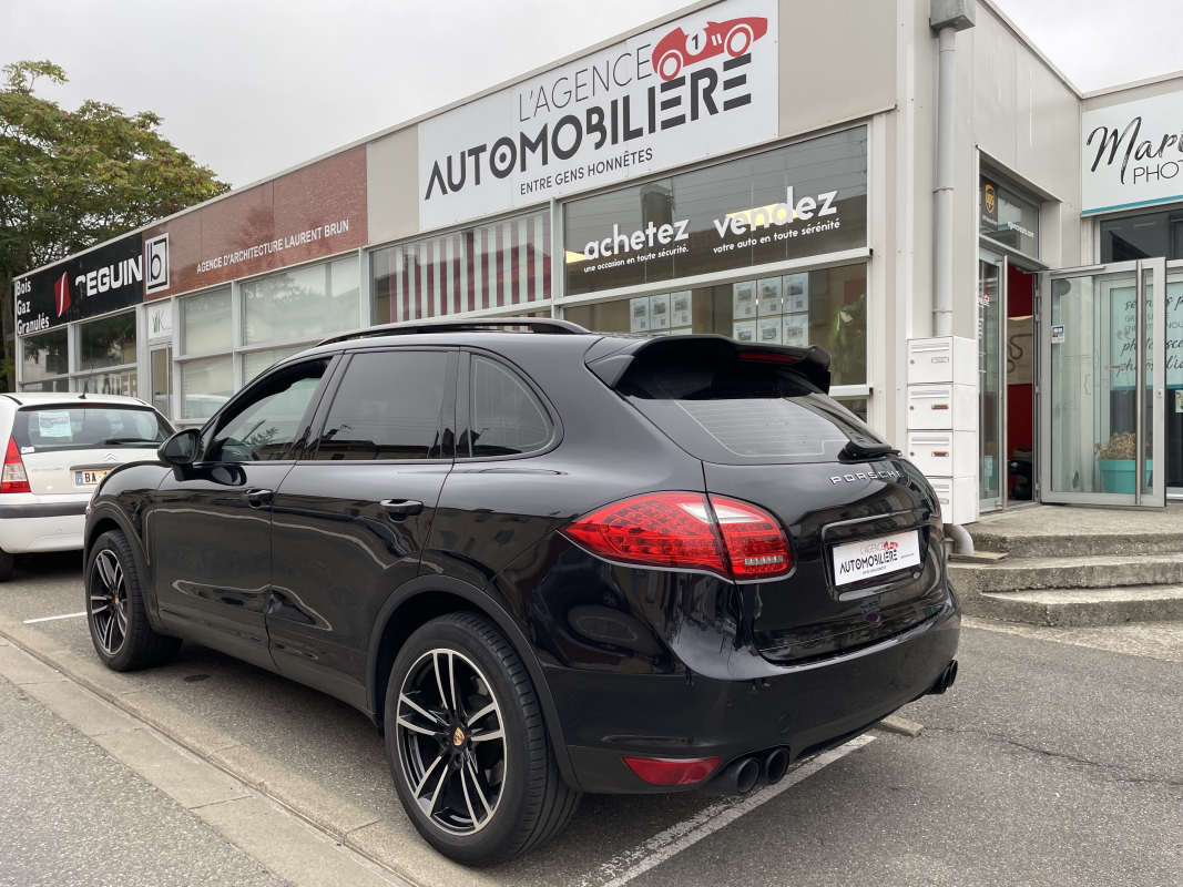 Porsche Cayenne — 7