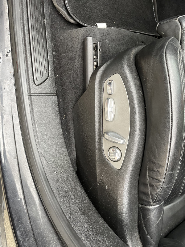 Porsche Cayenne — 35