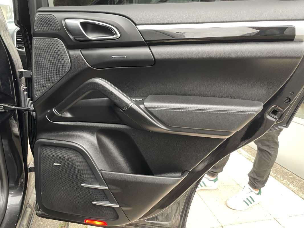 Porsche Cayenne — 29