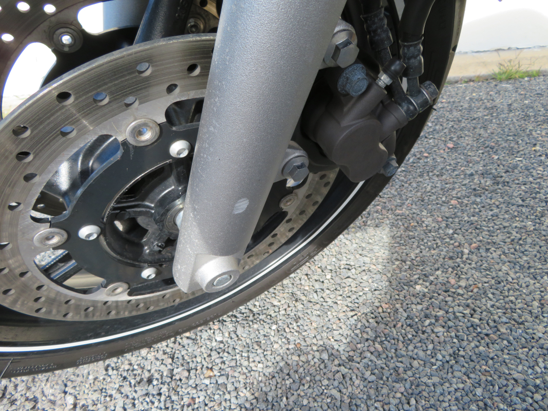 Yamaha XJ — 14