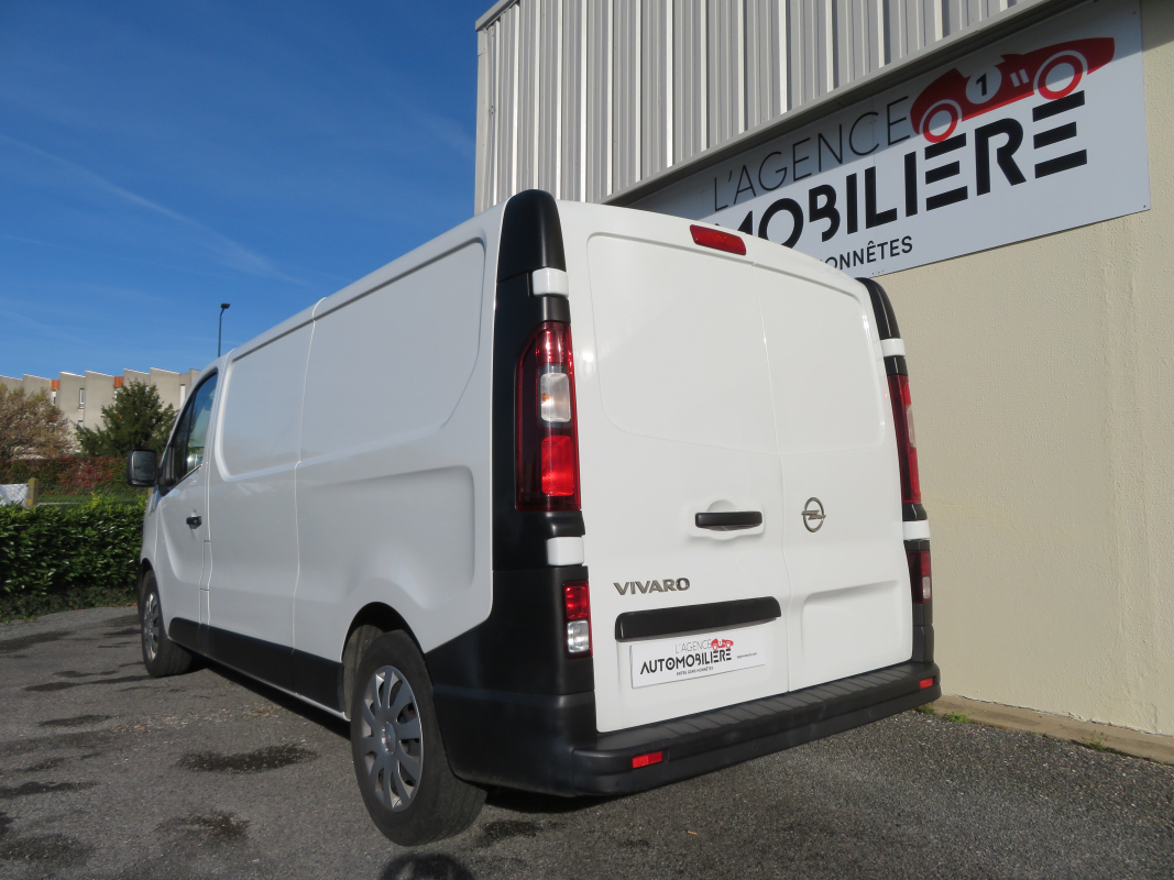 Opel Vivaro — 4