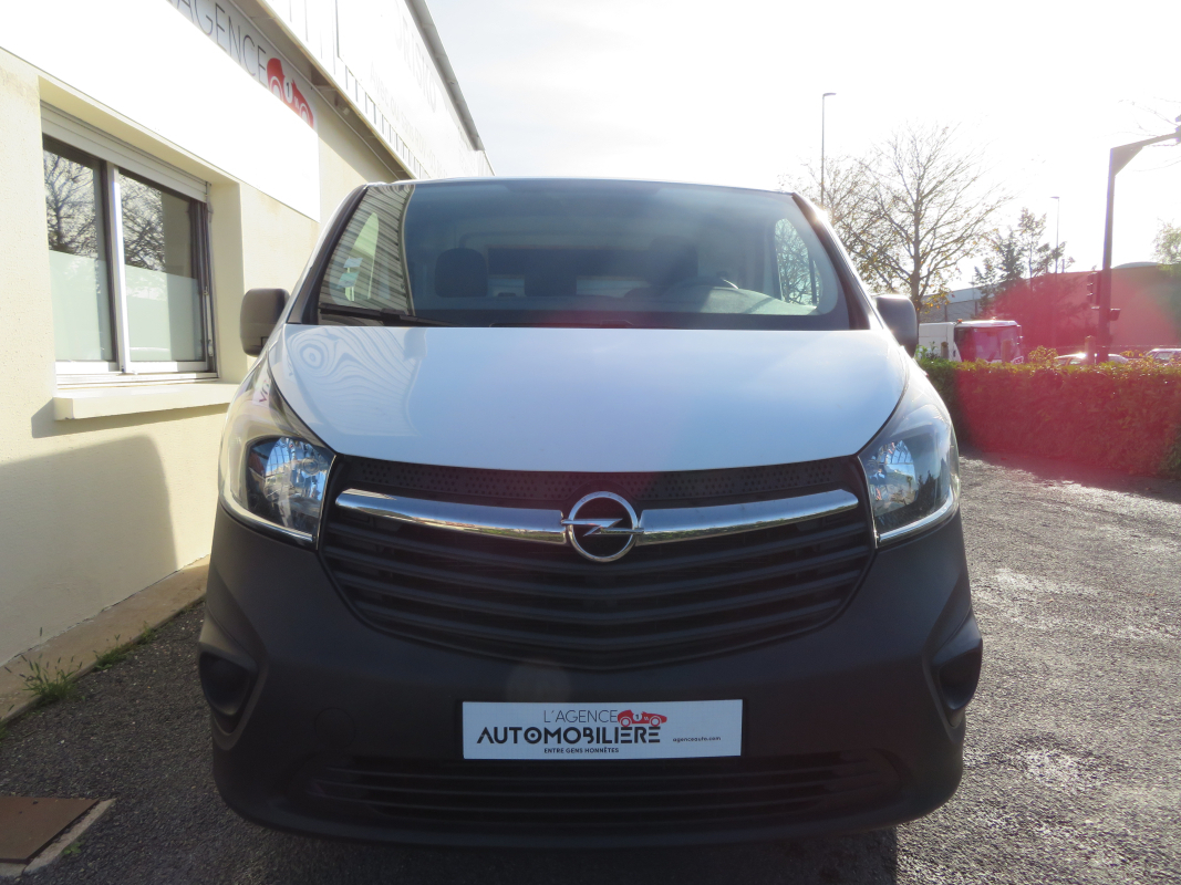 Opel Vivaro — 9