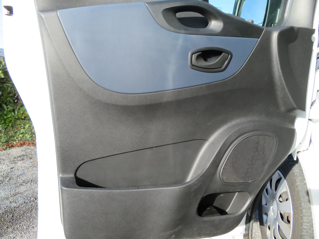 Opel Vivaro — 24