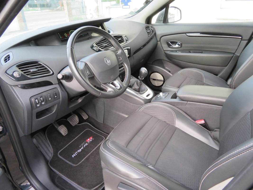 Renault Scenic — 9