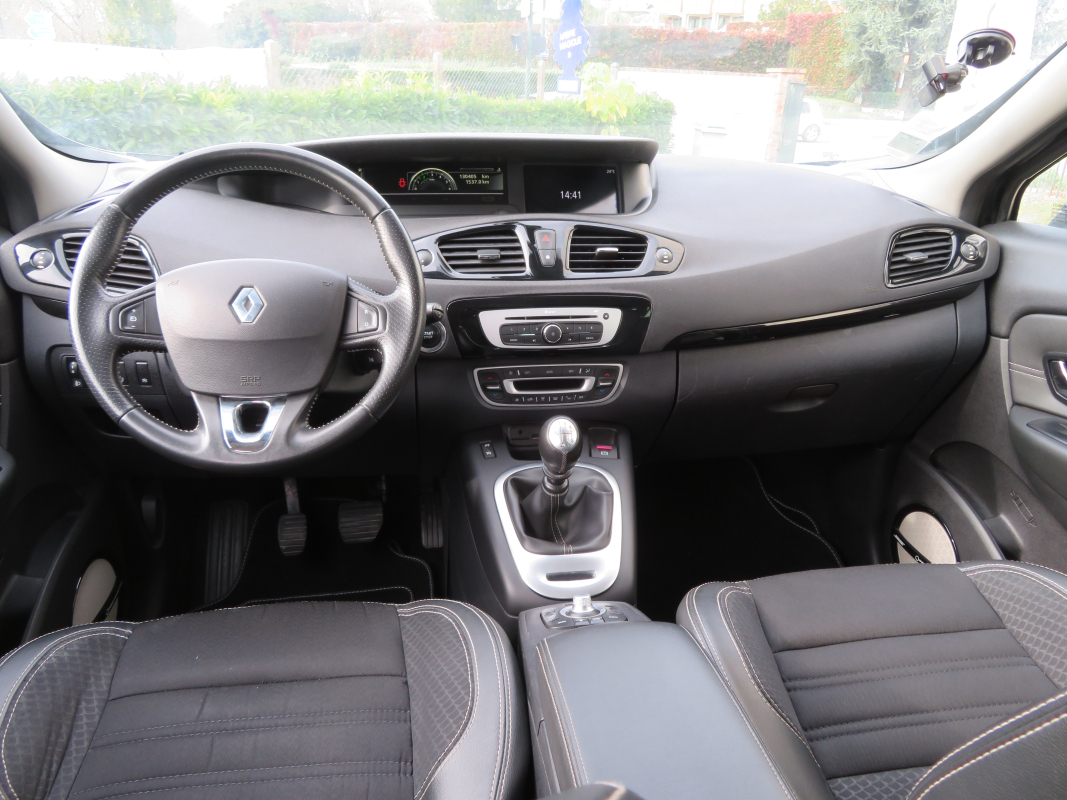 Renault Scenic — 10