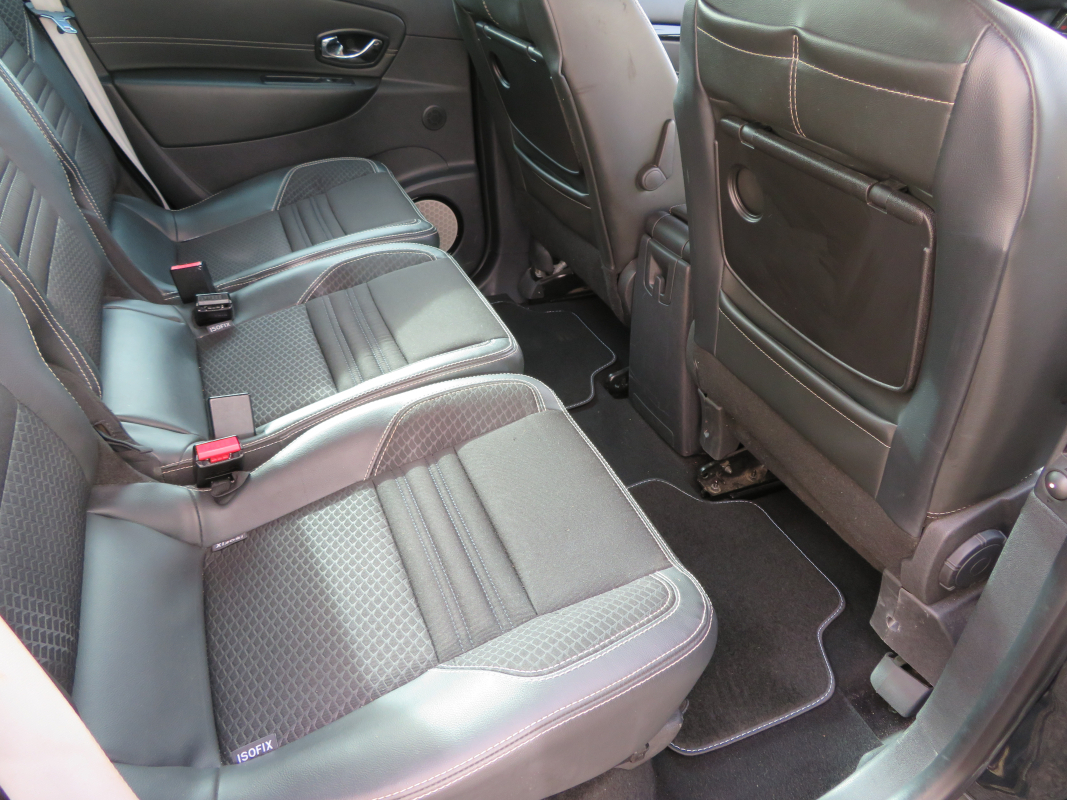 Renault Scenic — 16