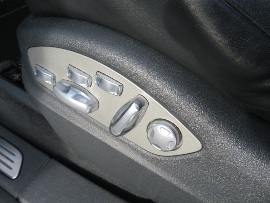 Porsche Cayenne — 22