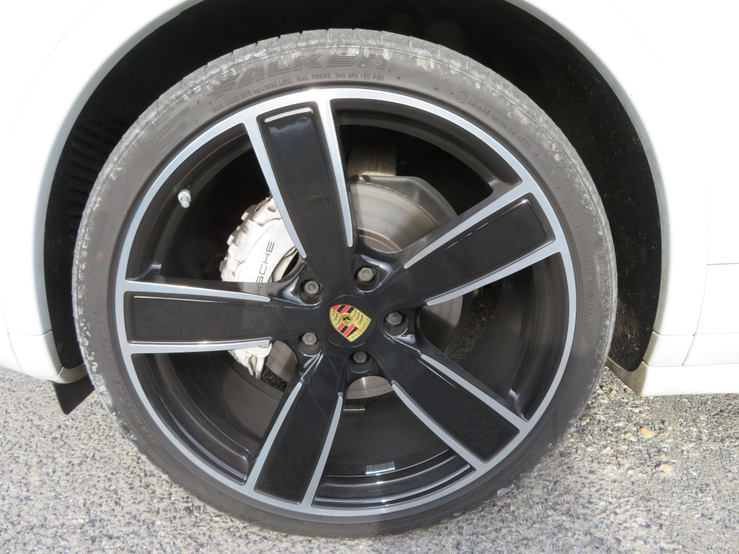 Porsche Cayenne — 29