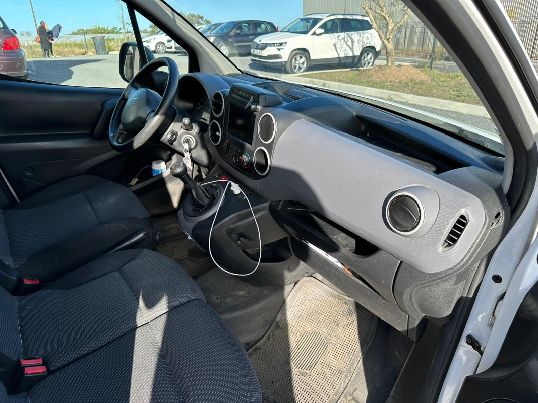 Peugeot Partner — 9