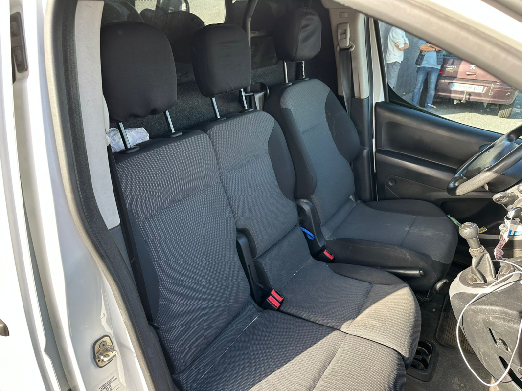 Peugeot Partner — 13