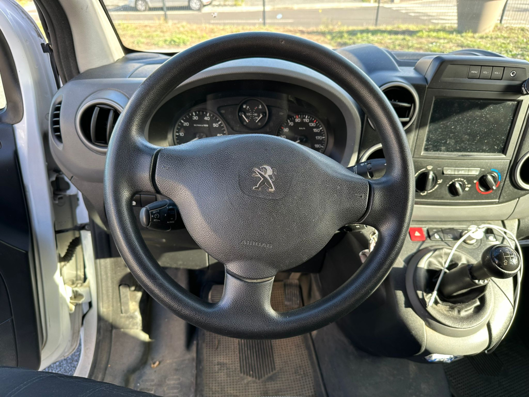 Peugeot Partner — 24