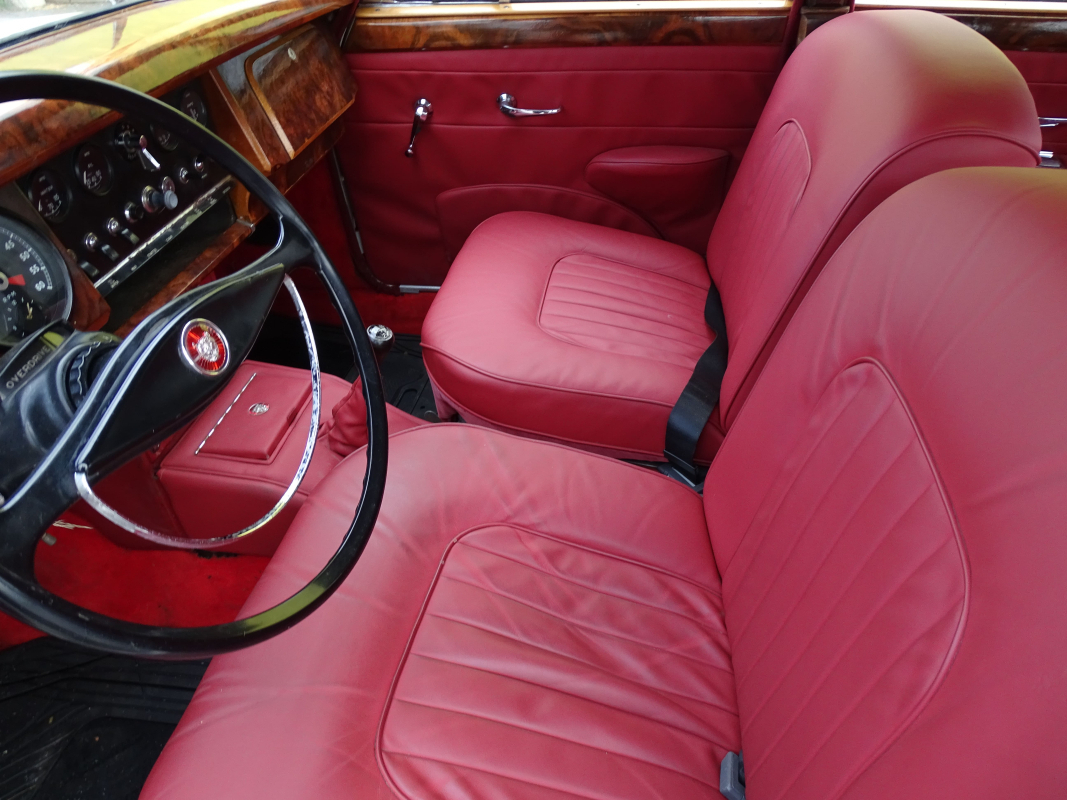 Jaguar MK2 — 11