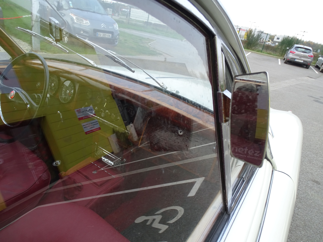 Jaguar MK2 — 33