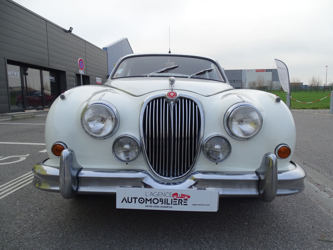 Jaguar MK2 — 4